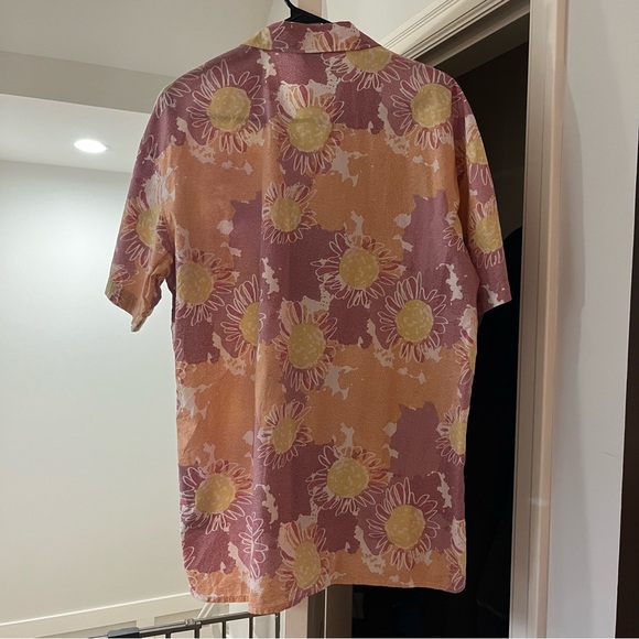 Men’s Jack and jones Hawaiian shirt - Picture 2 of 2